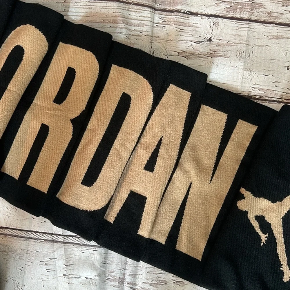 Jordan Knit Fabric Scarf